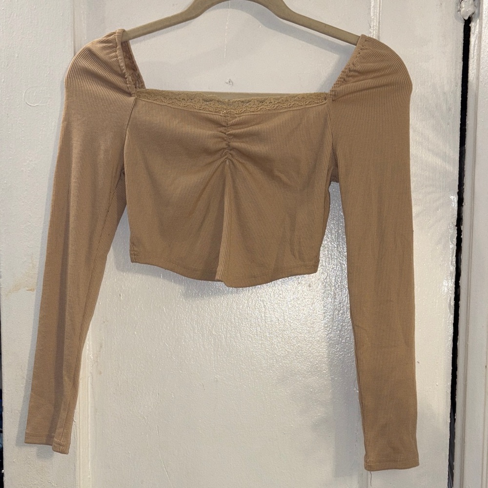 SHEIN Tan Long Sleeve Kids Top